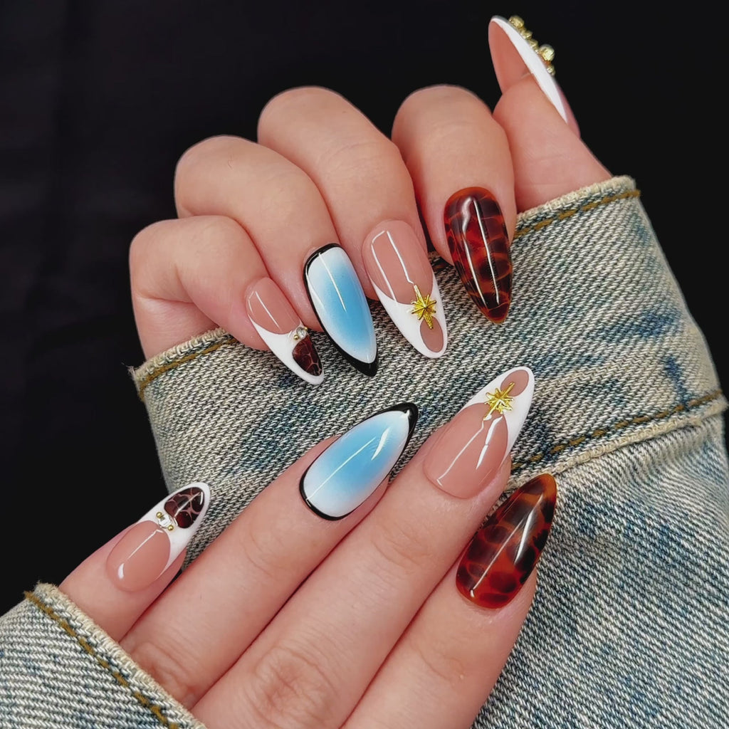 Crossed Chic(A0033)